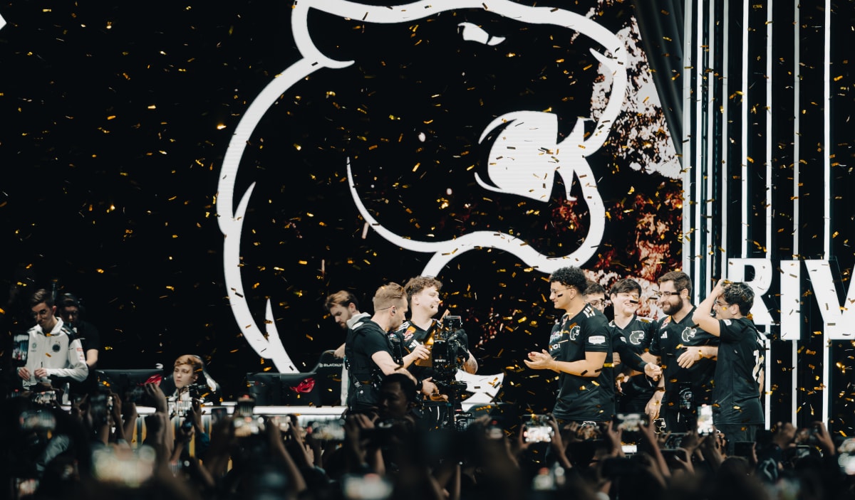 BLAST Premier Hong Kong Rivals 2025 - Photo 1